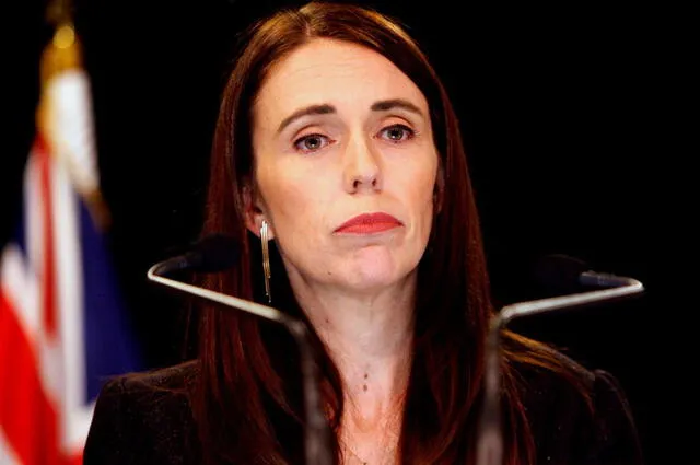 Primera ministra de Nueva Zelanda, Jacinda Ardern, anuncia que le ganó al coronavirus. Foto: Meganoticias.