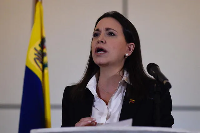  La inhabilitación de María Machado fue anunciada por el chavista José Brito. Foto: AFP<br>    