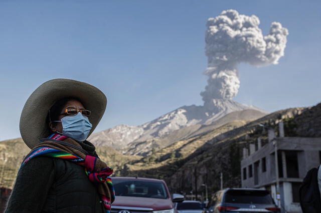  Tensa calma. El 6 de junio ocurrió la última explosión en el volcán Ubinas. Especialistas piden seguir en alerta. Foto: La República<br><br>    