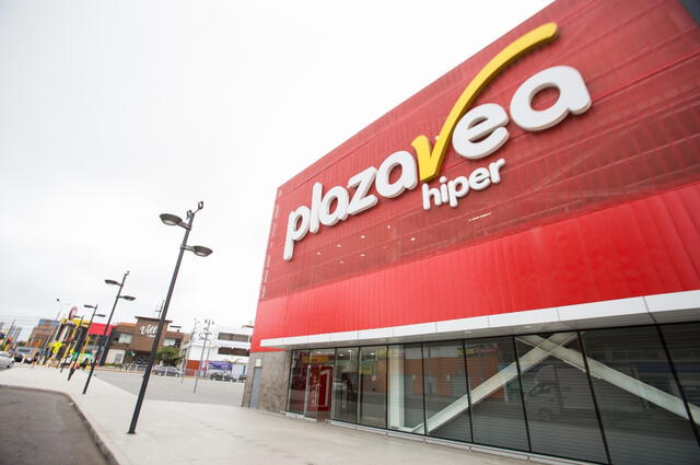 Plaza Vea forma parte del conglomerado de Intercorp. Foto: Andina   