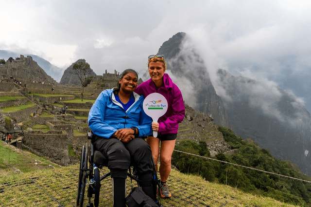 Diversas personas con discapacidades pueden acudir a esta maravilla del mundo que se encuentra en Sudamérica. Foto: PerúAIR   