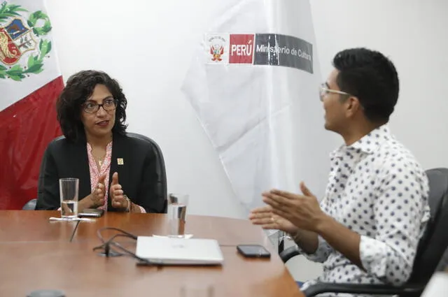 Ministra Leslie Urteaga conversó con Christian Yaipén. Foto: Ministerio de Cultura   