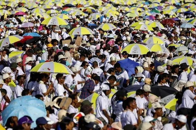 La visita del papa Francisco congregó a 600.000 fieles, la mitad de la población de Timor Oriental. Foto: EFE   