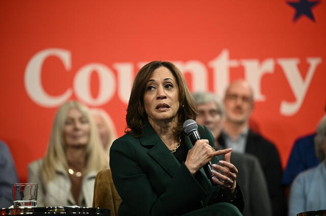 Kamala Harris considera la educación una herramienta clave para disminuir la desigualdad y generar más oportunidades. Foto: AFP.   