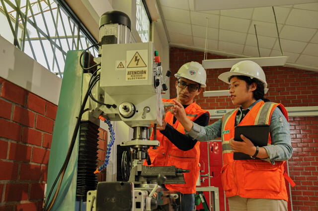  Ingeniería es una de las carreras profesionales mejor pagadas en Perú. Foto: Universidad Peruana de los Andes   