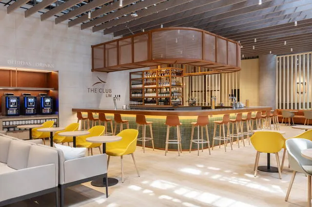 Salas VIP son modernas y con espacios asegurados para los turistas. Foto: Airport Dimensions.   