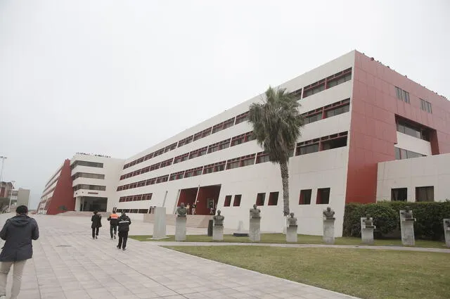 Escuela Naval de la Marina de Guerra del Perú. Foto:Marco Cotrina/LR Escuela Naval de la Marina de Guerra del Perú. Foto:Marco Cotrina/LR