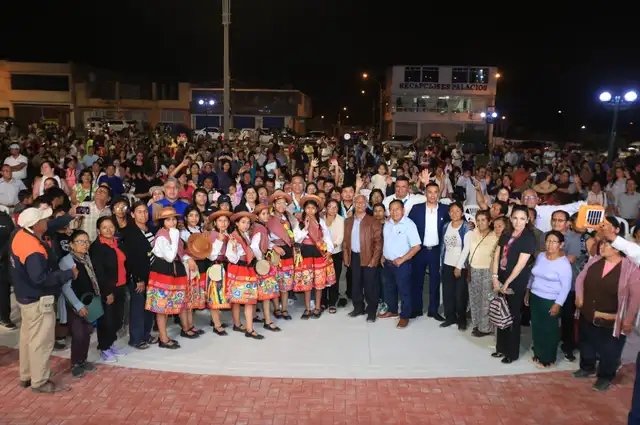 Inauguración de la Plaza Central en Ancón. Foto: Municipalidad de Ancón Inauguración de la Plaza Central en Ancón. Foto: Municipalidad de Ancón