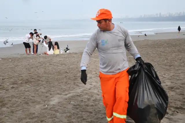 El balneario Agua Dulce se mantendrá acordonado durante este domingo 15 de febrero. Foto: Carlos Félix   