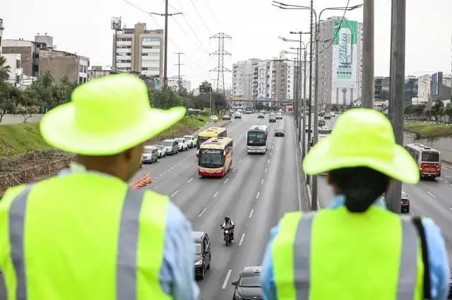 Supervisión y fiscalización en la Panamericana Sur para reducir riesgos de accidentes. Foto: MML   