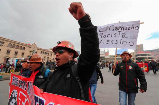 Seguidores del presidente boliviano tacharon a Luis Fernando Camacho de "racista"