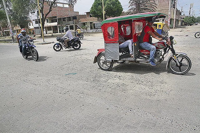 Mototaxistas se enfrentan a municipio por anillo vial