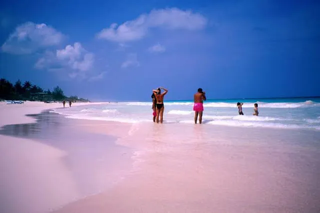 Eleuthera es conocida por sus playas de arena rosa. (Foto: Consejos de Turismo)