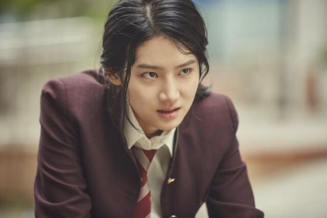Park Joo Hyun interpreta a Gyu Ri en el dorama de Netflix, Extracurricular. Crédito: Instagram