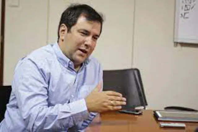 ¿Quién es Yvan Gil, el nuevo canciller de Venezuela que designó Maduro?