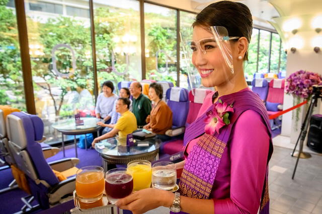 Tailandia: convierten aviones en cafeterías para pasajeros y turistas que extrañan volar [FOTOS]
