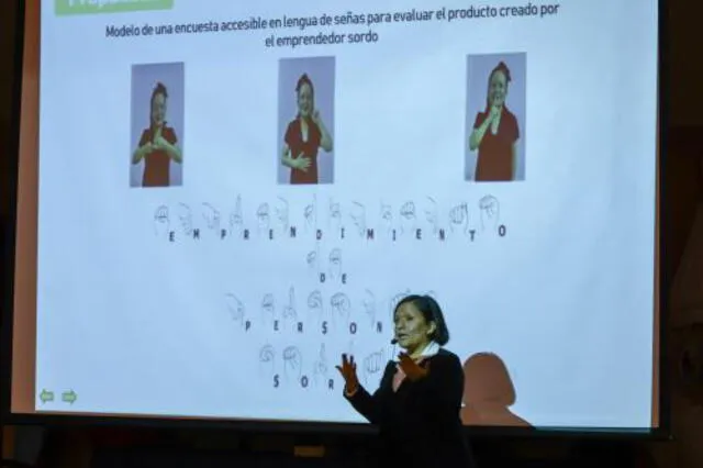 San Marcos: Karin Quijada Lovatón sustentó su tesis denominada "Emprendimiento y la accesibilidad en la comunicación de la comunidad sorda del Perú 2020". Foto: Andina
