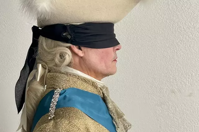 Johnny Depp es el rey Luis XV. Foto: Why Not Productions