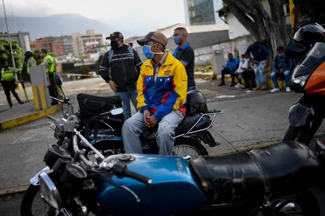 Esas  provisiones se distribuirán en centros sanitarios de Venezuela. Foto: AFP.