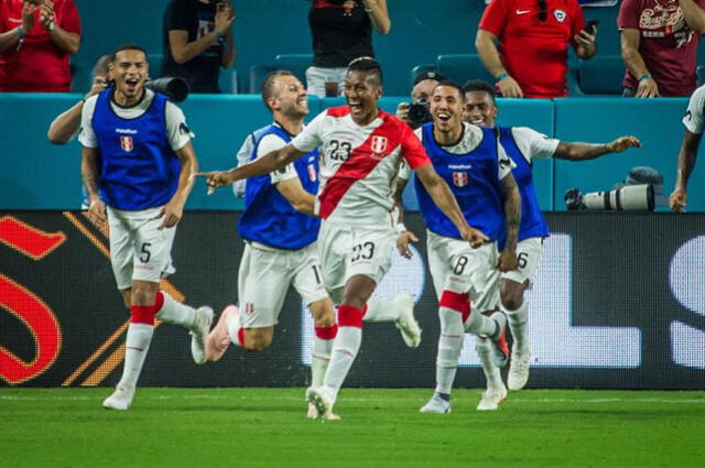 Perú 3 Chile 0