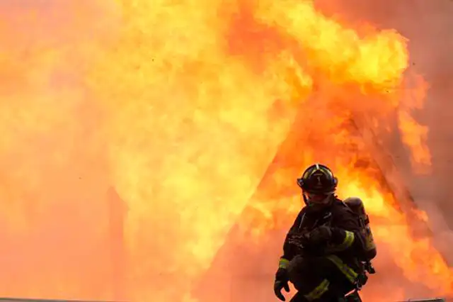 El estallido social en Chile ha producido un sinfín de incendios, saqueos y otros actos vandálicos El estallido social en Chile ha producido un sinfín de incendios, saqueos y otros actos vandálicos