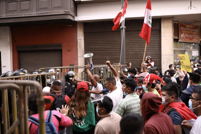 manifestantes manifestantes