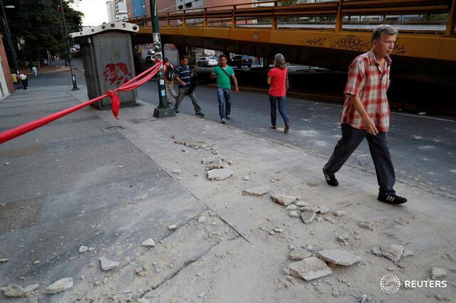 Imágenes muestran lo vivido en calles tras terremoto en Venezuela [FOTOS]