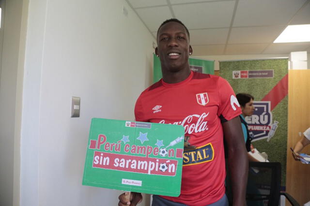 Miembros de la selección de fútbol se suman a campaña 'Perú campeón sin sarampión'