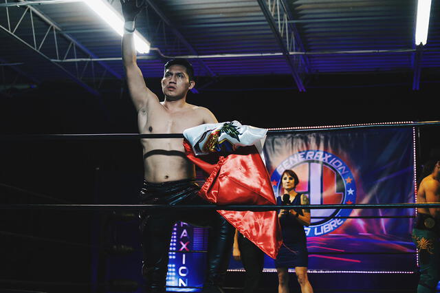 Rayo fue el primer luchador peruano en participar en NXT. Foto: GLL