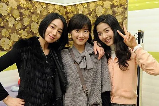 Lee Min Young, Goo Hye Sun y Kim So Eun en Boys over flowers. Foto: Naver