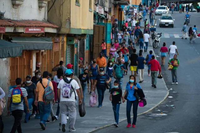 Según el último reporte, en Venezuela se han contagiado 113.558 personas tras 292 días de pandemia. Foto: AFP