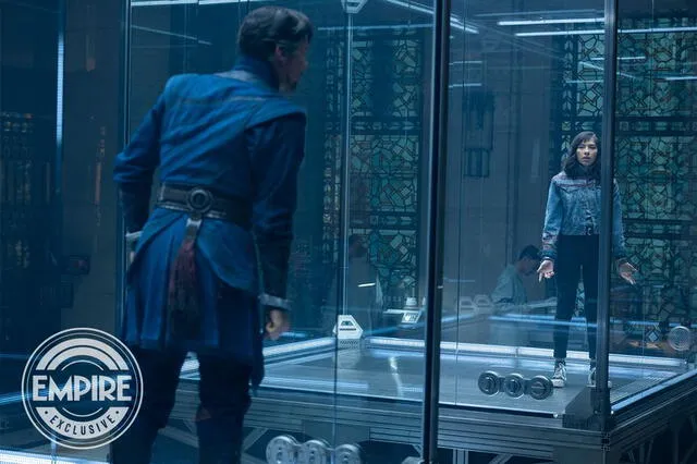 Doctor Strange y América Chávez parecen estar encarcelados en el avance de "En el multiverso de la locura". Foto: Empire