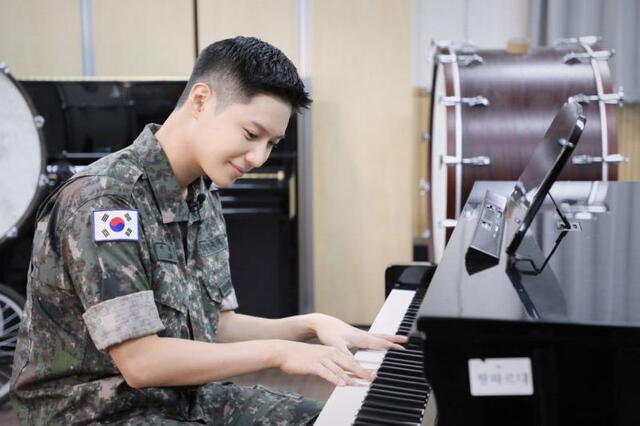 Taemin en el servicio militar. Foto: MMA Corea
