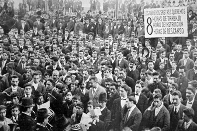 Uno de los principales cambios que se logró el primero de mayo fue establecer la jornada laboral de 8 horas. Foto: UCH