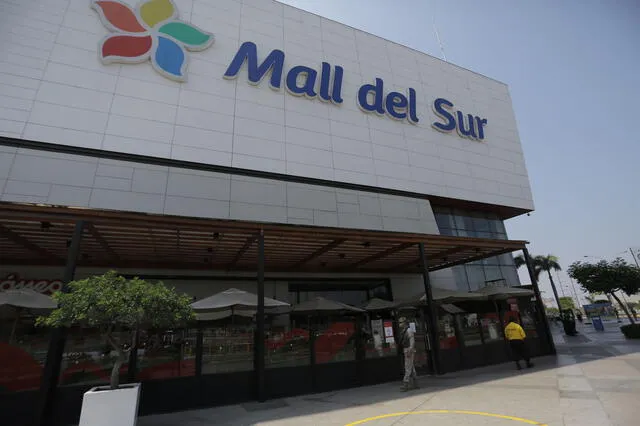 El Mall del Sur tendrá una atención hasta las 10:00 p. m. durante el feriado por Año Nuevo. Foto: Andina   
