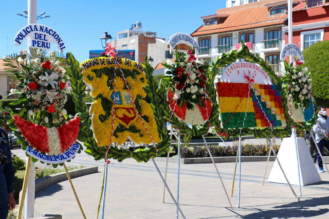 Arreglos florales en la Plaza Mayor de Puno publicada en agosto del 2021. Foto: Municipalidad Provincial de Puno   