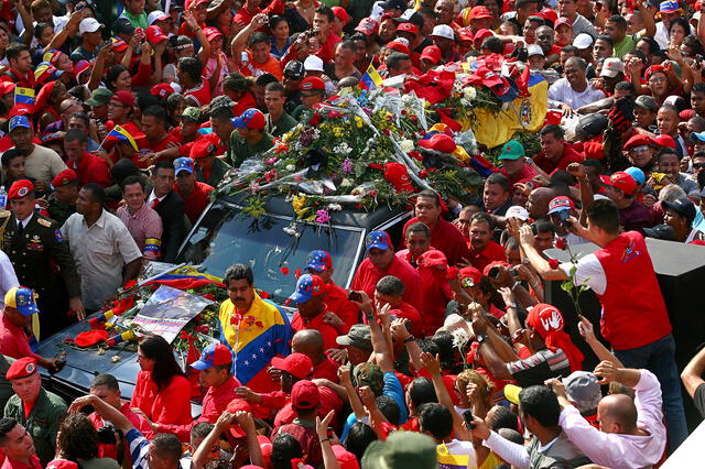  Nicolás Maduro era el nuevo suceso de Chávez. Foto: AFP<br>    