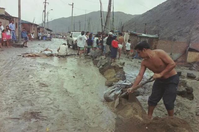 El desborde del Huaycoloro fue advertido por los mismos pobladores. Foto: Archivo LR   