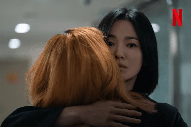  Moon Dong Eun y su madre en "La gloria 2". Foto: Netflix 