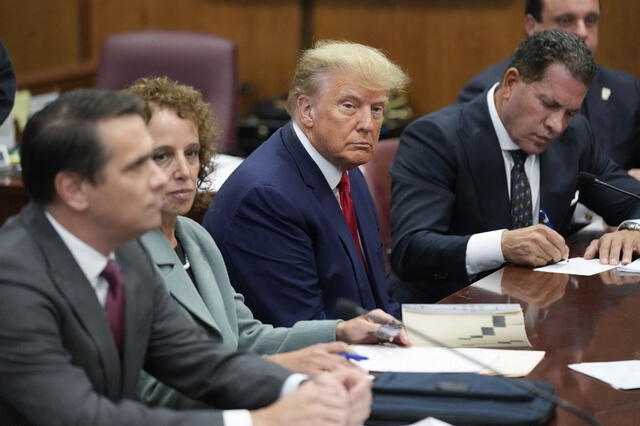 Donald Trump durante su audiencia en un tribunal de la ciudad de Nueva York. Foto: AFP   