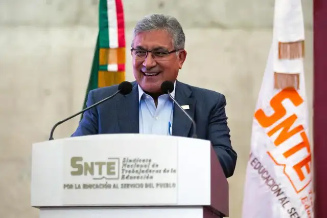 Alfonso Cepeda Salas es secretario general del Sindicato Nacional de Trabajadores de la Educación (SNTE). Foto: Milenio<br> Alfonso Cepeda Salas es secretario general del Sindicato Nacional de Trabajadores de la Educación (SNTE). Foto: Milenio<br>