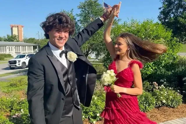  El joven Cameron Robbins, de 18 años, acababa de graduarse de la secundaria. Foto: Virginia Moore/Instagram   