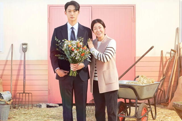  Actores principales de "La buena mala madre". Foto: JTBC    