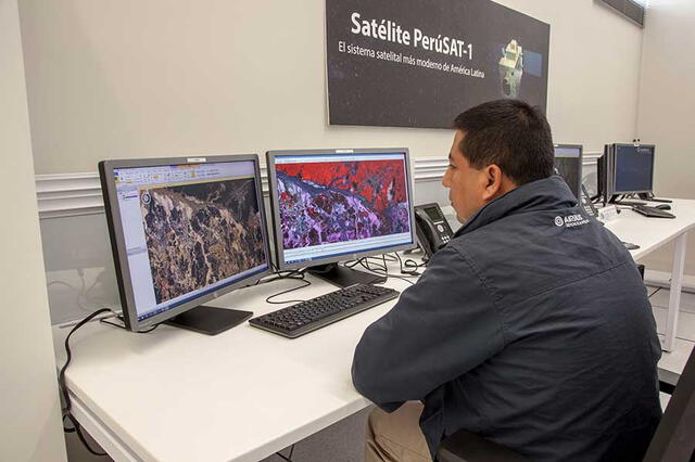 El Satélite PerúSat-1 lleva siete años en el espacio. Foto: Andina   