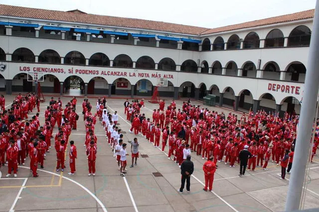Foto: Colegio Nacional de Ciencias y Artes de Cusco/Facebook   