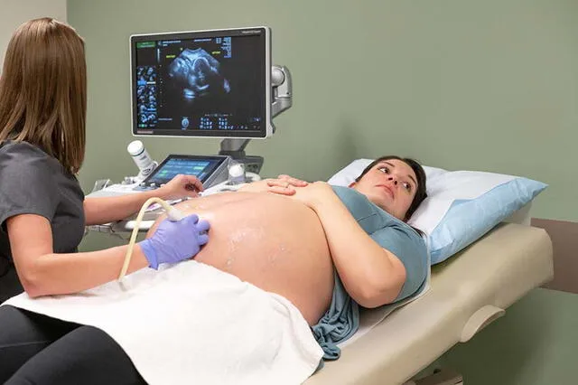  A los 17 años, Kelsey Hatcher fue diagnosticada con útero doble. Foto: UAB   