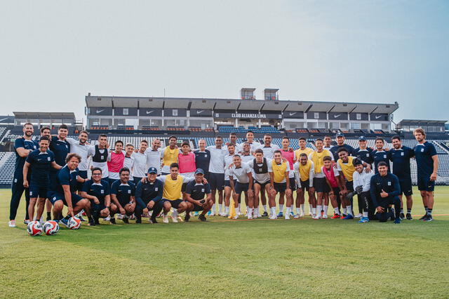 Alianza Lima dio la bienvenida al 2024. Foto: X.   