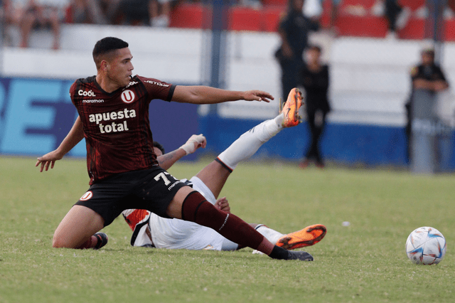 Yuriel Celi pertenece a Hull City de la segunda división de Inglaterra. Foto: archivo GLR.   