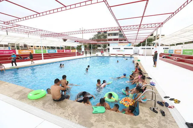 piscina municipal de San Juan de Lurigancho