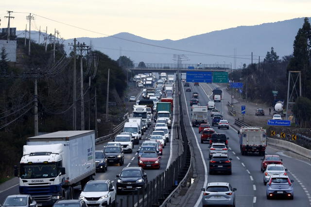  Chile ocupa el puesto 17 entre las carreteras más seguras del mundo. Foto: Radio Universidad de Chile   